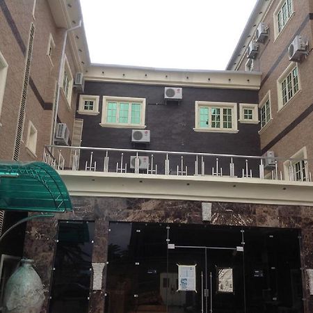 Eterno Hotel Benin City Esterno foto